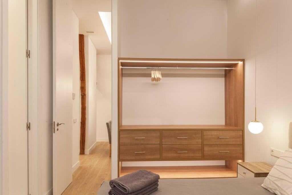 מדריד Centro III Calle Carrera De San Jeronimo 3Br 3Bh מראה חיצוני תמונה