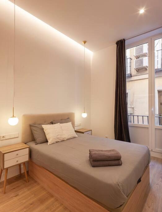 מדריד Centro III Calle Carrera De San Jeronimo 3Br 3Bh מראה חיצוני תמונה